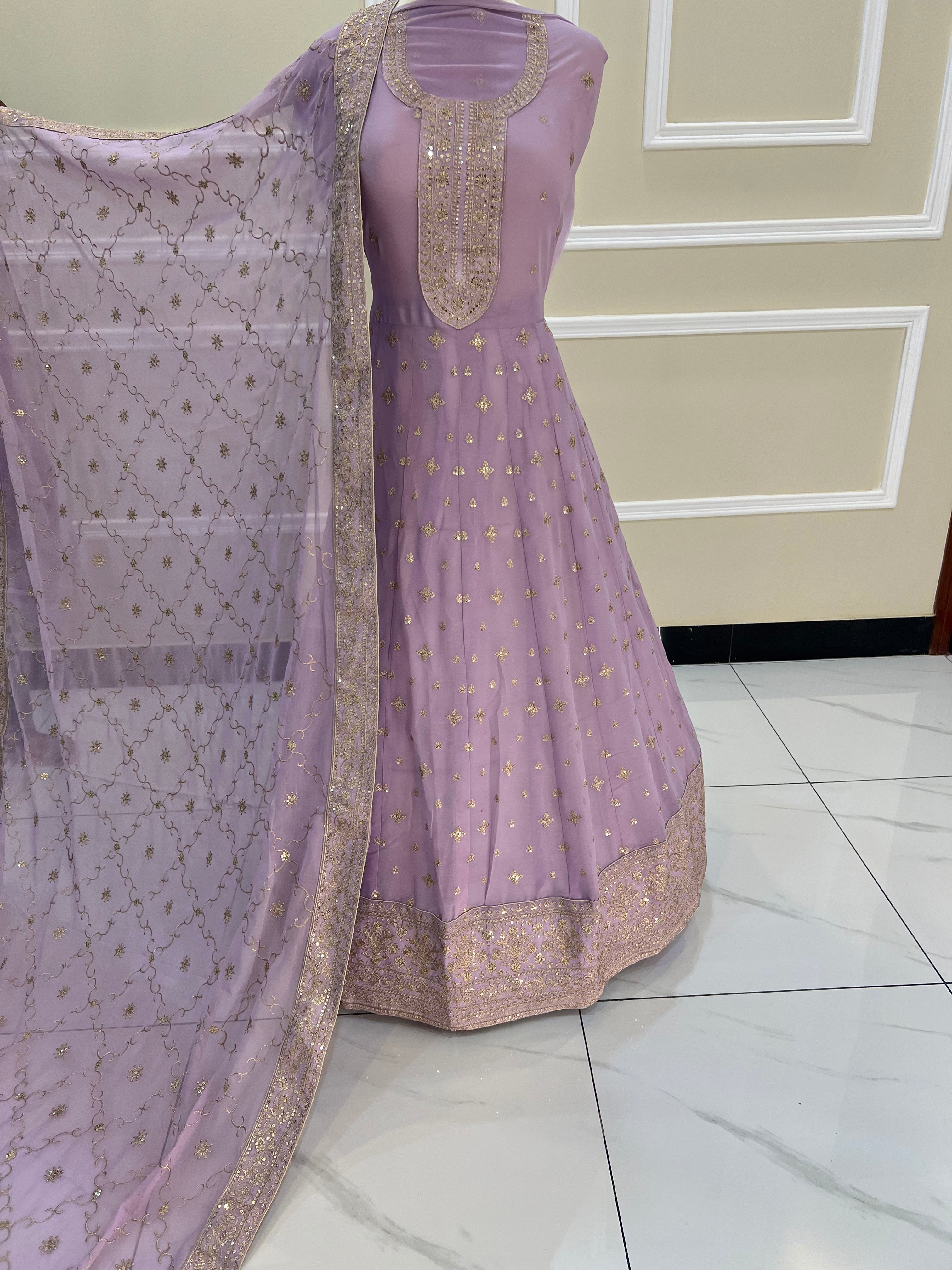 Haniya – Lilac Elegance