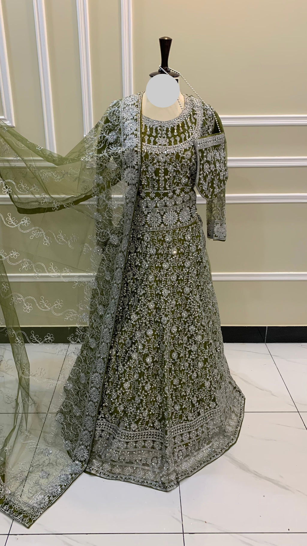 Naaz – Olive Opulence