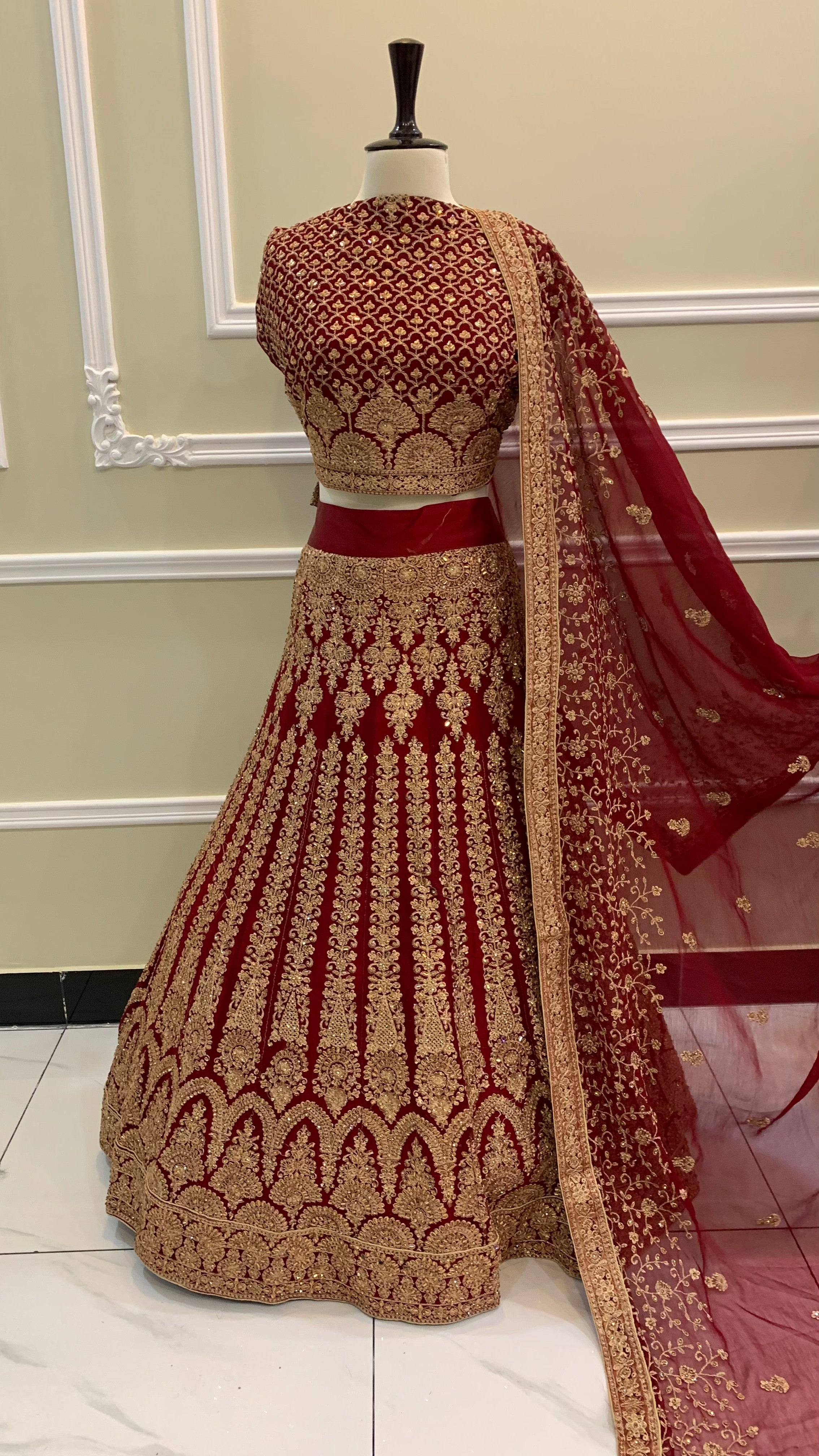 Zareen – Crimson Royale