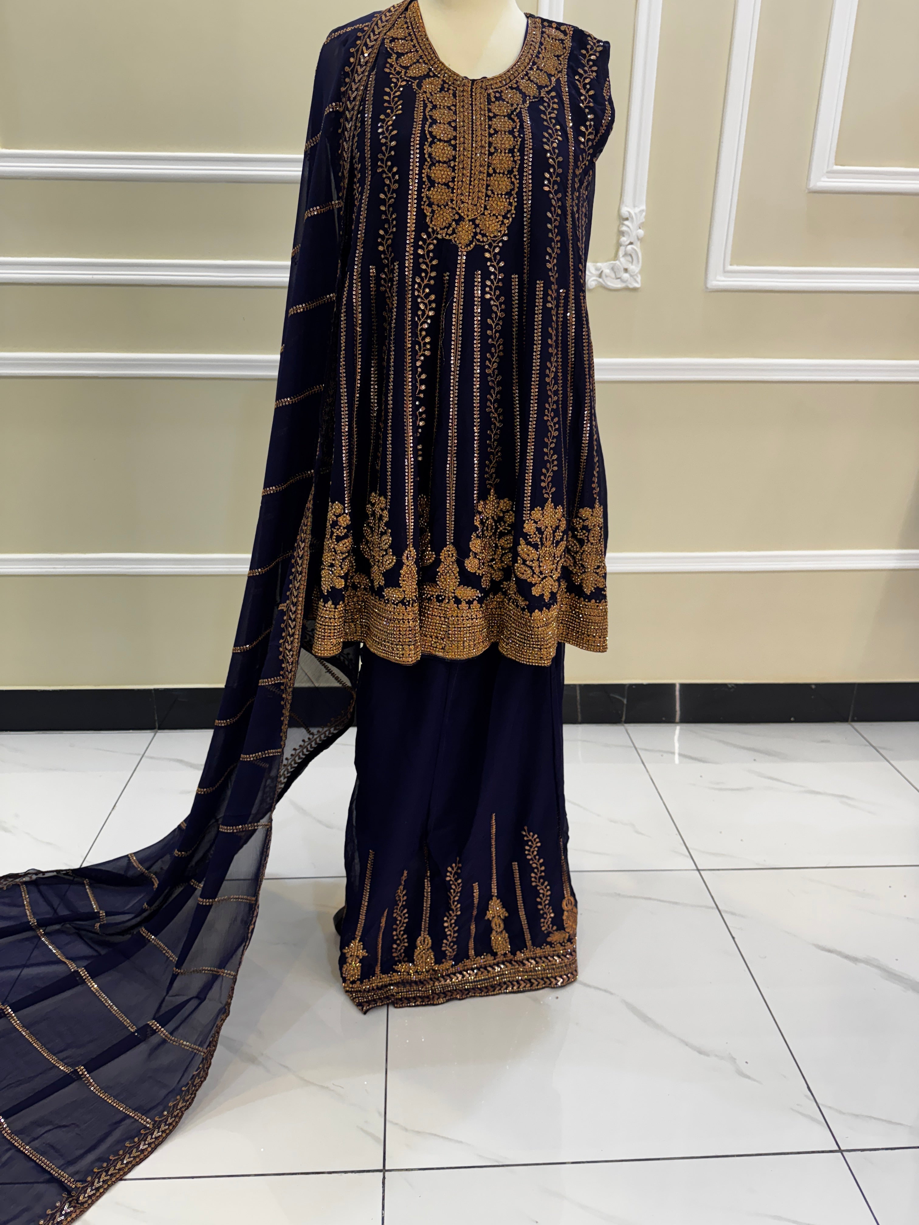 Zarmina – Midnight Royale