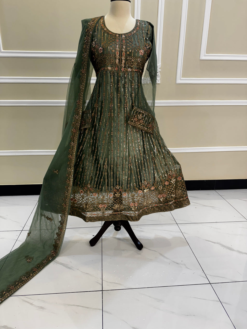 Zumra – Emerald Whisper